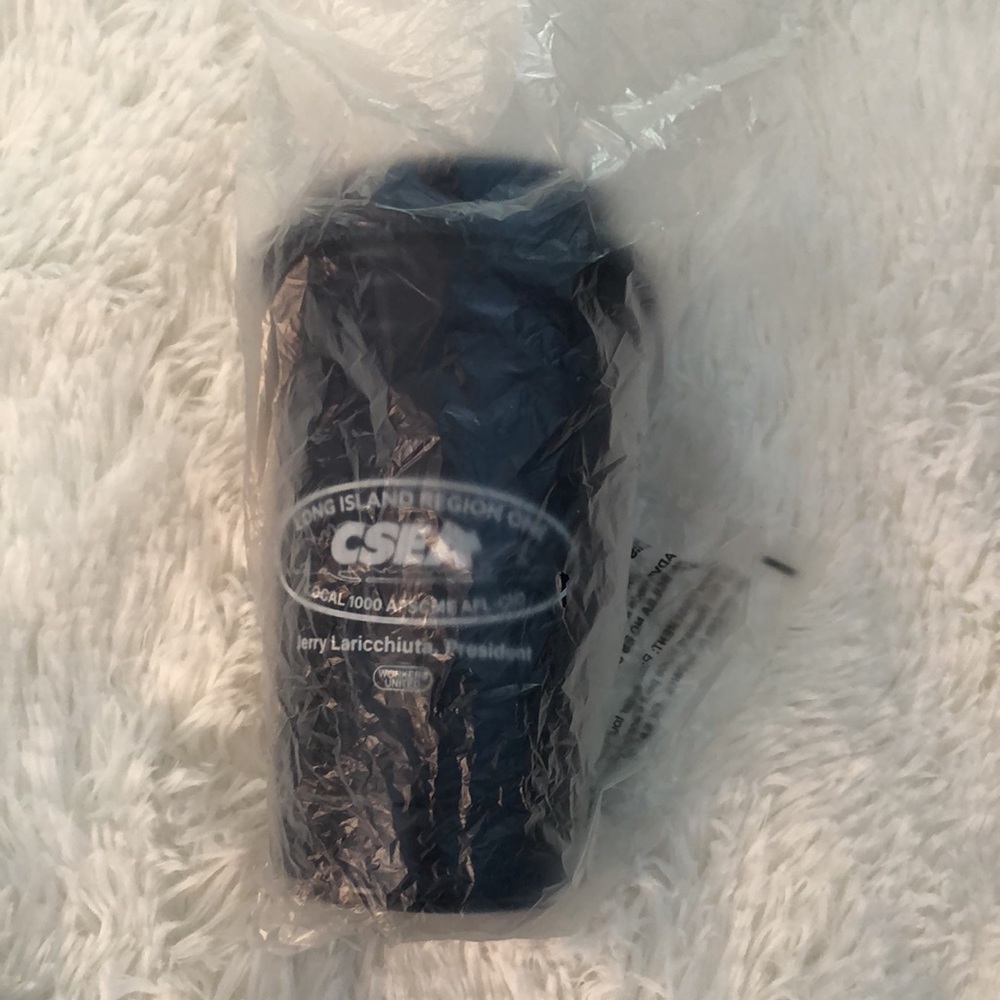 CSEA Gift Bag Set 7 Pieces NWT Backpack, Pen, Beeswax Lip Balm, Lanyard, Cup Etc - Picture 10 of 12